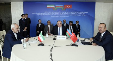Bakıda Azərbaycan, Türkiyə və İran xarici işlər nazirlərinin beşinci üçtərəfli görüşü keçirilib
