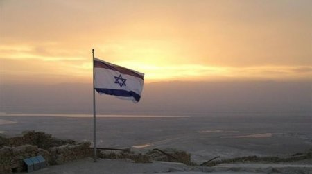 İran İsrailin mövqelərinə raket atdı