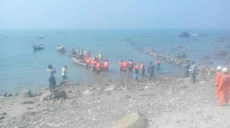 Myanmada gəminin batması nəticəsində 19 nəfər itkin düşüb