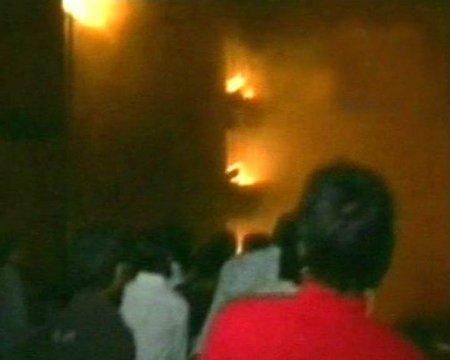 Banqladeşin paytaxtında yanğın nəticəsində 56 nəfər ölüb