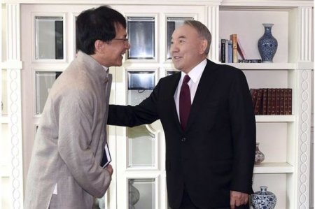 Ceki Çan və Nazarbayev bir arada - FOTO