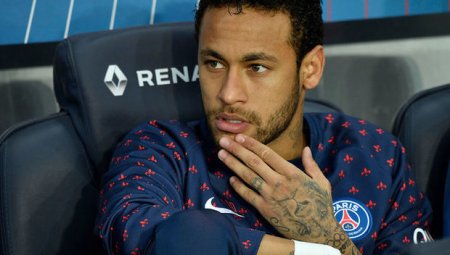 Neymar zorlamada ittiham olunur