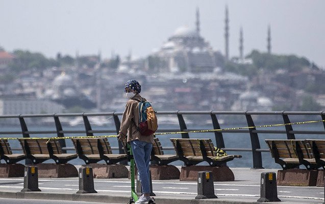 “İstanbulda stasionar xəstələrin sayı 40 faiz azalıb”