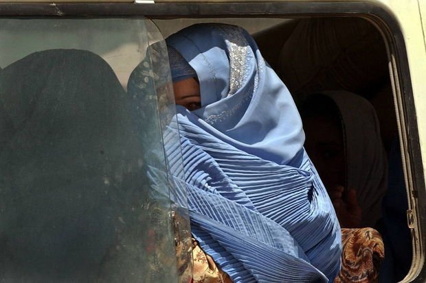 “Taliban” qadınlara kişilərin müşayiəti olmadan təyyarədə uçmağı qadağan edib