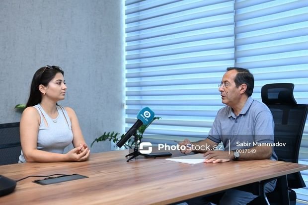 Baku TV “Rəqəmsal Media Məktəbi” elan edir: “Reportyor informasiyanı satmağı bacarmalıdır”