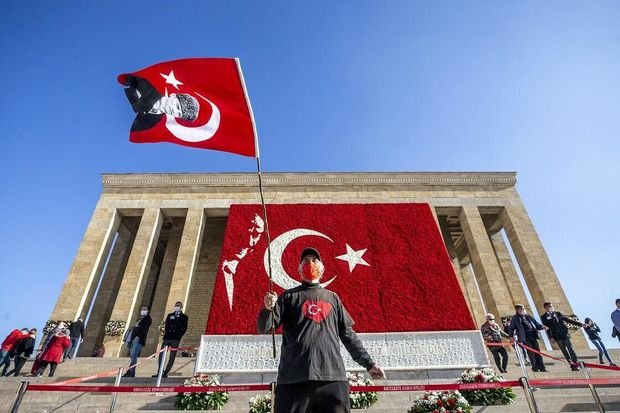 Bu gün Türkiyənin Cümhuriyyət Günüdür