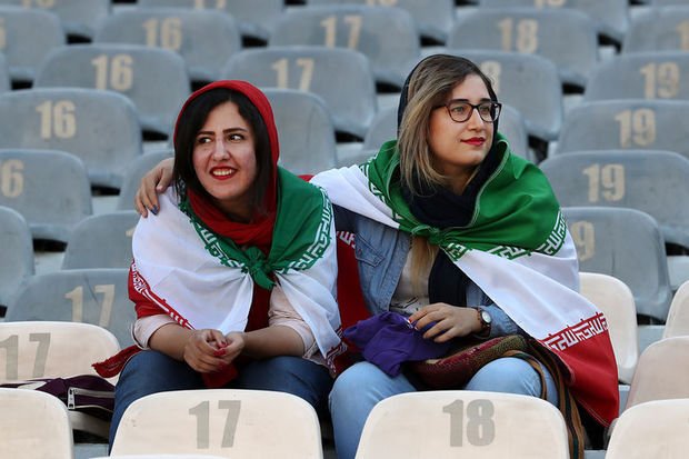 İranda qadınların kişi futbol oyunlarında iştirakına icazə veriləcək