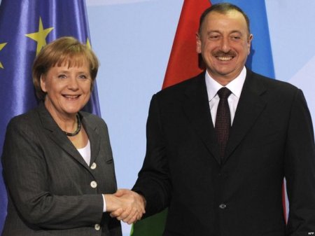 İlham Əliyev Merkelə məktub göndərdi