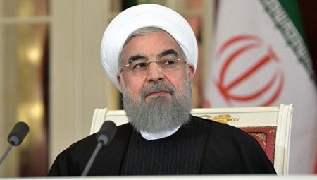 Ruhani Paşinyanı İrana dəvət etdi