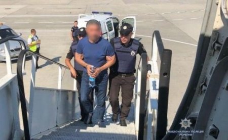 Narkobaron Azərbaycana ekstradisiya edildi
