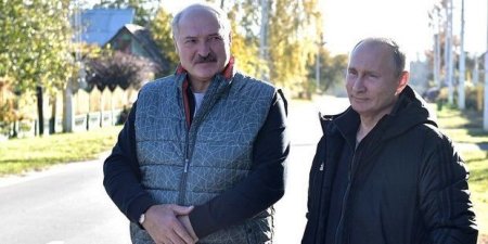 Lukaşenko Putinə kiçik vətənini göstərdi - VİDEO