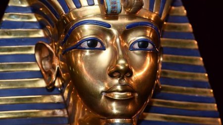 Misir fironu Tutanxamonun mumiyası Londonda sərgilənəcək
