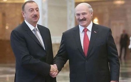 Lukaşenko İlham Əliyevə məktub ünvanladı