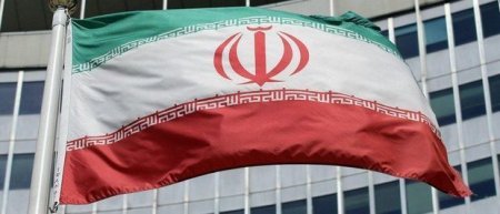 İran prezidentinin sabiq müşaviri arvadını öldürdüyünü etiraf edib
