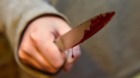Qobustanda 18 yaşlı gənc bıçaqlandı