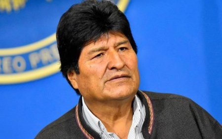 Boliviya prezidenti istefa verdi - Həbs edilmək üçün axtarılır