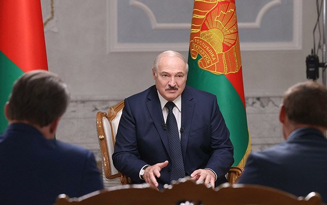 Lukaşenko erkən prezident seçkilərini istisna etmir