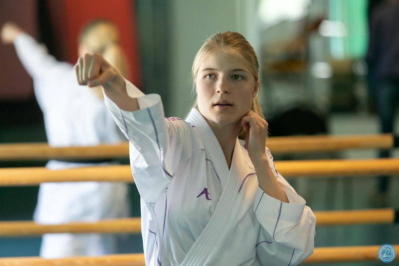 Rusiyalı karateçi koronavirusa görə Olimpiadadan uzaqlaşdırıldı