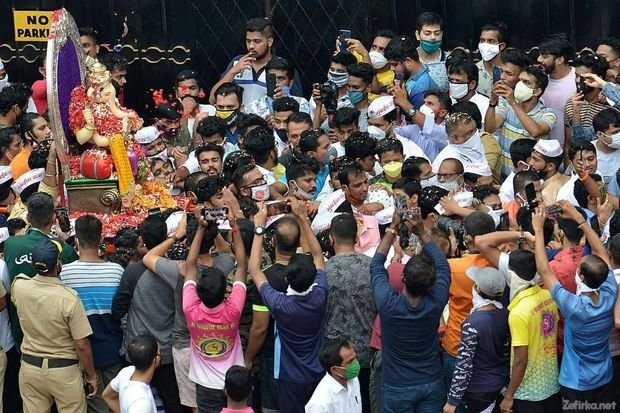 Hindistanda festival zamanı izdiham: Ölən və yaralananlar var