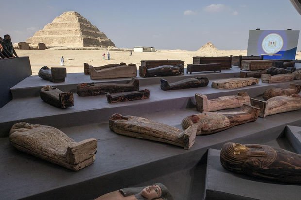 Misirdə yüzlərlə mumiya aşkar edildi