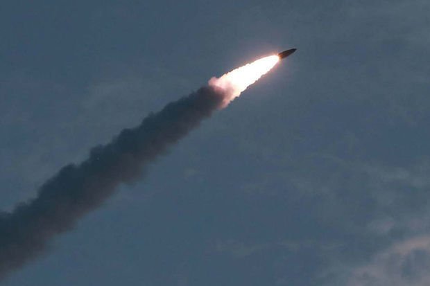 Şimali Koreya Yaponiya dənizinə doğru daha üç raket atıb