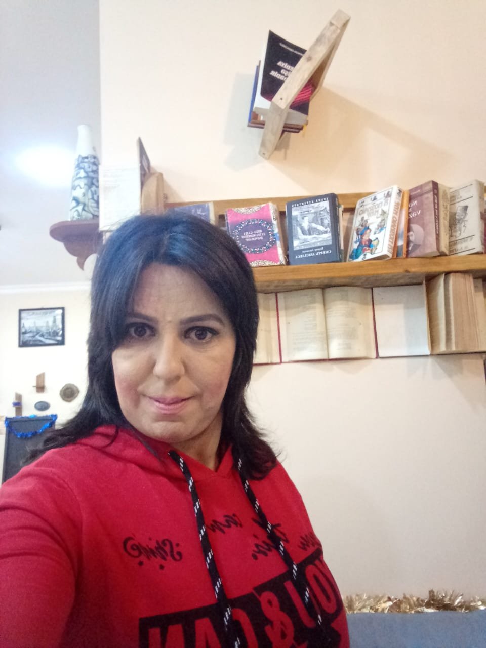 31 dekabr yazıçı-publisist Nisə Rafiqqızının ad günüdür