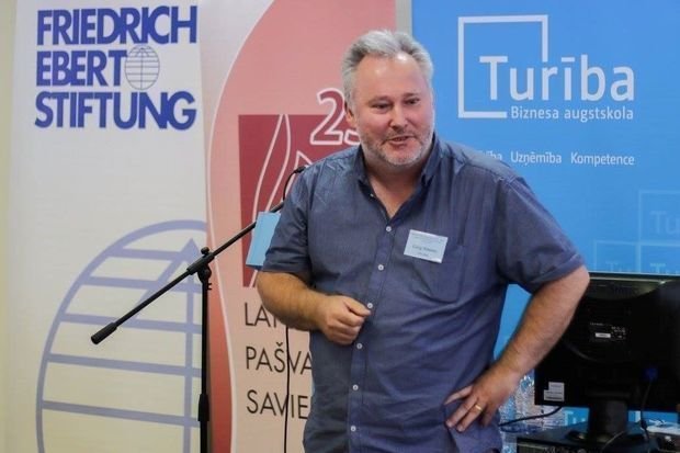 Qreq Saymons: “Türkiyənin danışıqlarda son dərəcə güclü mövqeyi var” - İSVEÇDƏN MÜSAHİBƏ
