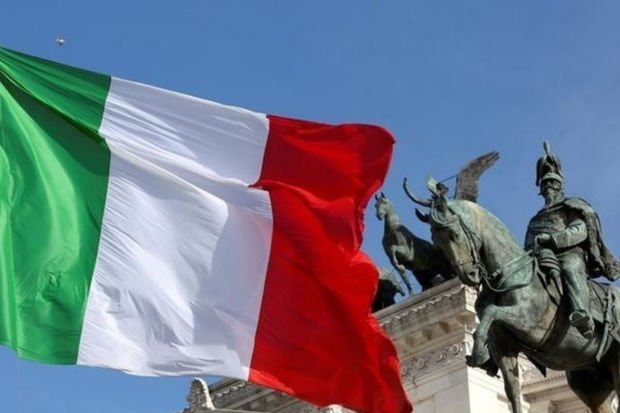 İtaliyanın dövlət borcu tarixi maksimuma çatdı