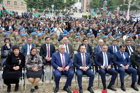 DAŞKƏSƏNDƏ ULU ÖNDƏR HEDƏR ƏLİYEVİN 100 İLLİYİNƏ HƏSR OLUNMUŞ MÖHTƏŞƏM BAYRAM KONSERTİ KEÇİRİLİB