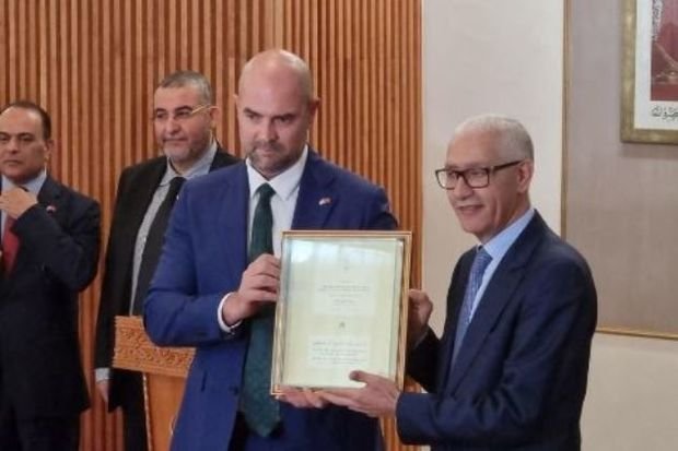 İsraildən Mərakeşə dünyanın ən kiçik Qurani Kərimi hədiyyə olundu