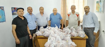 İş adamı İlham Ağayev Nəsimi və Binəqədi rayonu veteranlarına yardım etdi
