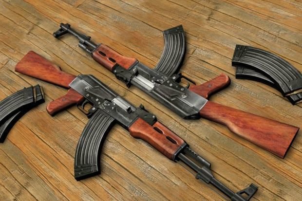Abşeron sakinlərindən tapança və “Kalaşnikov” avtomatı götürülüb