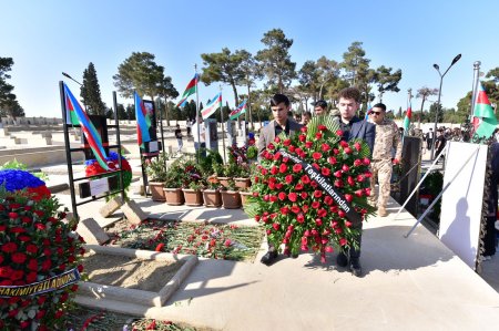 Gənclər təşkilatları 27 Sentyabr - Anım Günü ilə bağlı tədbirlər keçirib