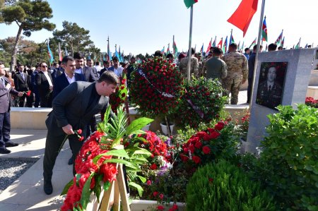 Gənclər təşkilatları 27 Sentyabr - Anım Günü ilə bağlı tədbirlər keçirib