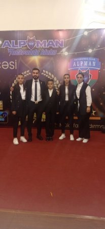 “Alpman” Taekvondo klubu 6 illiyini möhtəşəm Qala-gecə ilə qeyd etdi-Fotolar