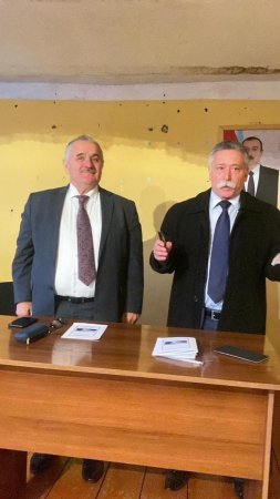 "MƏN YER ÜZÜNDƏ MÜƏLLIMDƏN YÜKSƏK AD TANIMIRAM”