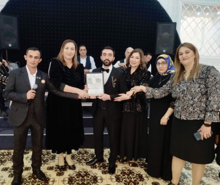 Qayğıya ehtiyacı və Əlilliyi olan Şəxslərə Dəstək İctimai Birliyin idarə heyəti Vətən müharibəsinin qazisi Mirmövsümün toy məclisində iştirak ediblər