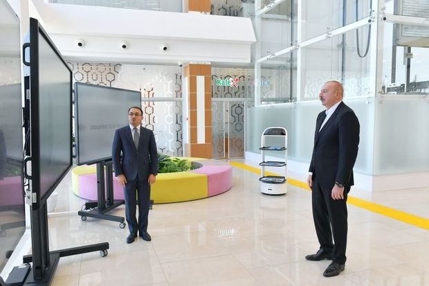 İlham Əliyev Lənkəran regional “ASAN xidmət” mərkəzinin açılışını edib
