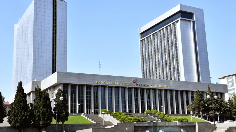 Yeni parlamentin "ömrü" 4 il 1 ay ola bilər