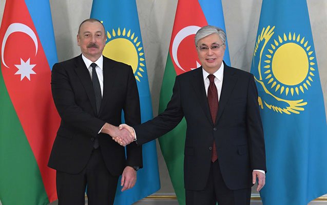 İlham Əliyev daha bir həmkarı ilə görüşür 