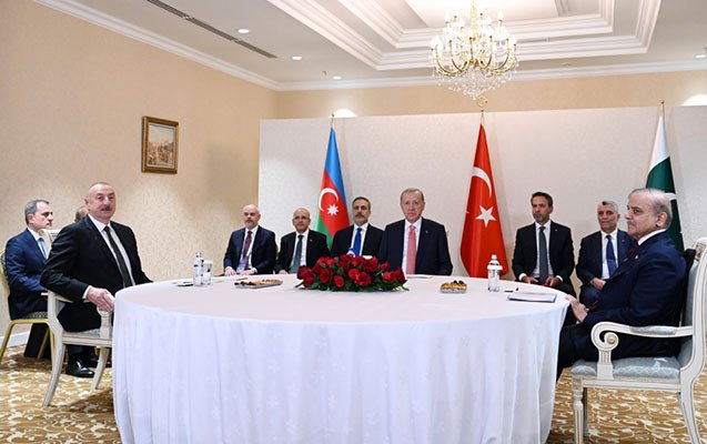 İlham Əliyev, Ərdoğan və Şahbaz Şərif arasında üçtərəfli görüş oldu 