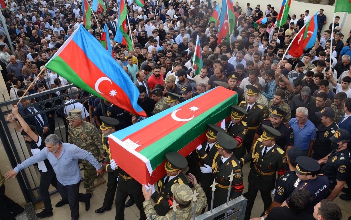 Daha yeddi itkin şəhidin dəfn mərasimi keçiriləcək 