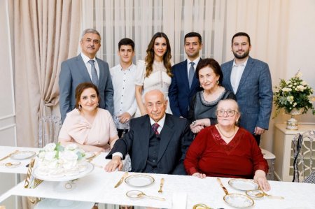 TƏBRİK EDİRİK!