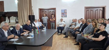 “Parlamentdə Ziyad Səmədzadə kimi ziyalılara, ağsaqqallara ehtiyac var”-SEÇİCİLƏR – DEPUTATLIĞA NAMİZƏD ZİYAD SƏMƏDZADƏNİN SEÇİCİLƏRLƏ NÖVBƏTİ GÖRÜŞÜ DƏ İZDİHAMLIĞI VƏ MÖHTƏŞƏMLİYİ İLƏ YADDA QALDI – FOTOLAR – YENİLƏNİB
