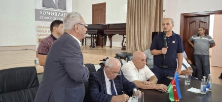 “Parlamentdə Ziyad Səmədzadə kimi ziyalılara, ağsaqqallara ehtiyac var”-SEÇİCİLƏR – DEPUTATLIĞA NAMİZƏD ZİYAD SƏMƏDZADƏNİN SEÇİCİLƏRLƏ NÖVBƏTİ GÖRÜŞÜ DƏ İZDİHAMLIĞI VƏ MÖHTƏŞƏMLİYİ İLƏ YADDA QALDI – FOTOLAR – YENİLƏNİB