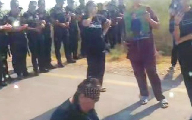 Aylardır itkin düşən Rasimin ailəsi rayonun yolunu bağladı 
