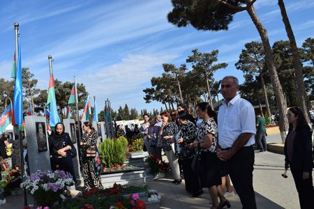 AR ETN Botanika İnstitutunda “27 sentyabr – Anım Günü”nə həsr olunmuş tədbir keçirilib