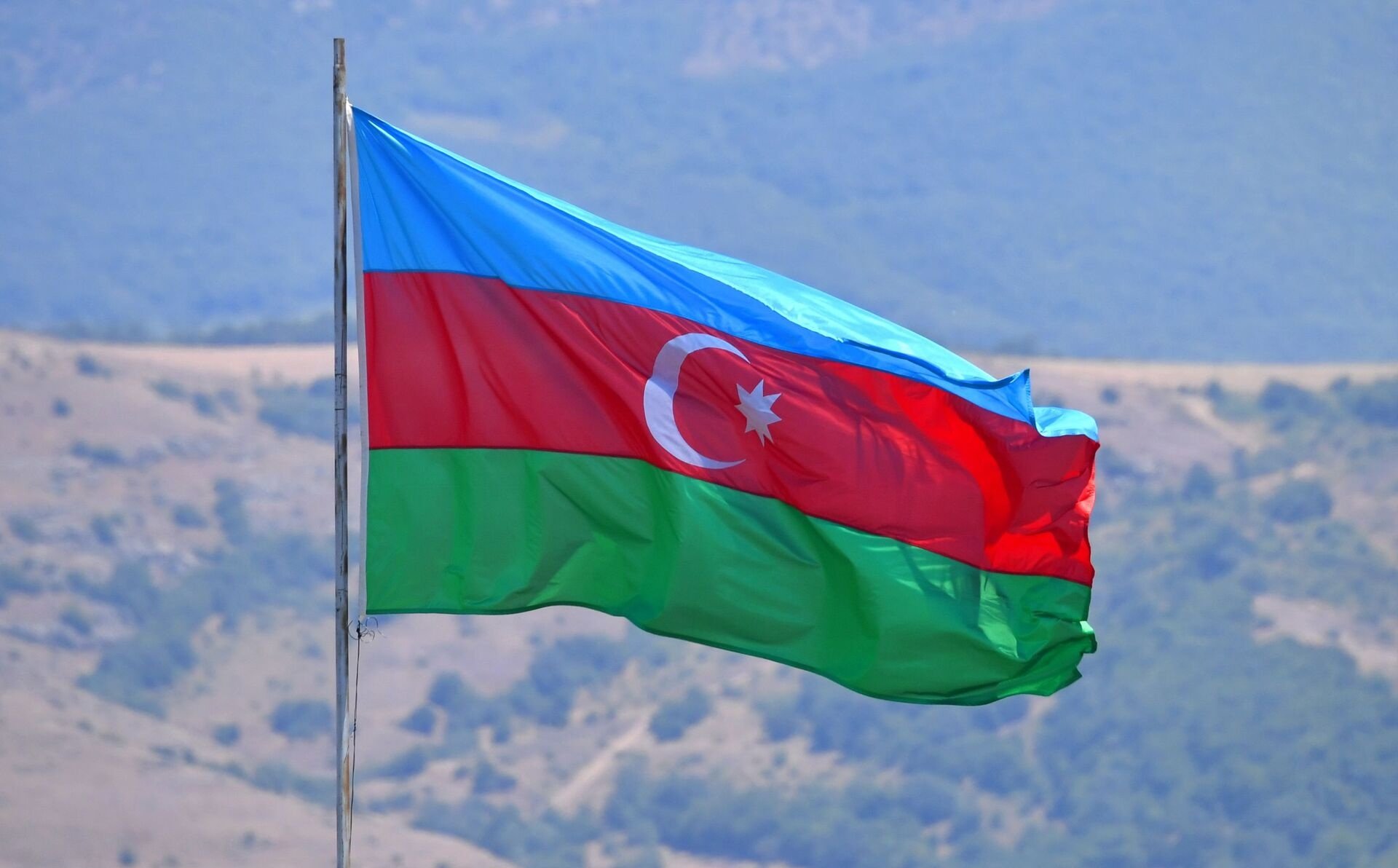 Azərbaycanda Dövlət Bayrağı Günüdür 