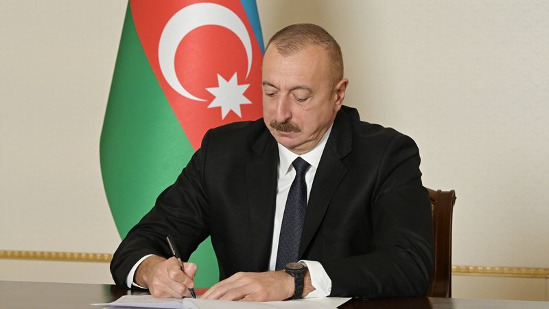 Prezident bu mərkəzləri ləğv etdi (SƏRƏNCAM) 