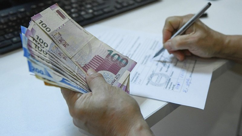 Komitə sədri pensiyaların nə qədər artacağını açıqladı 